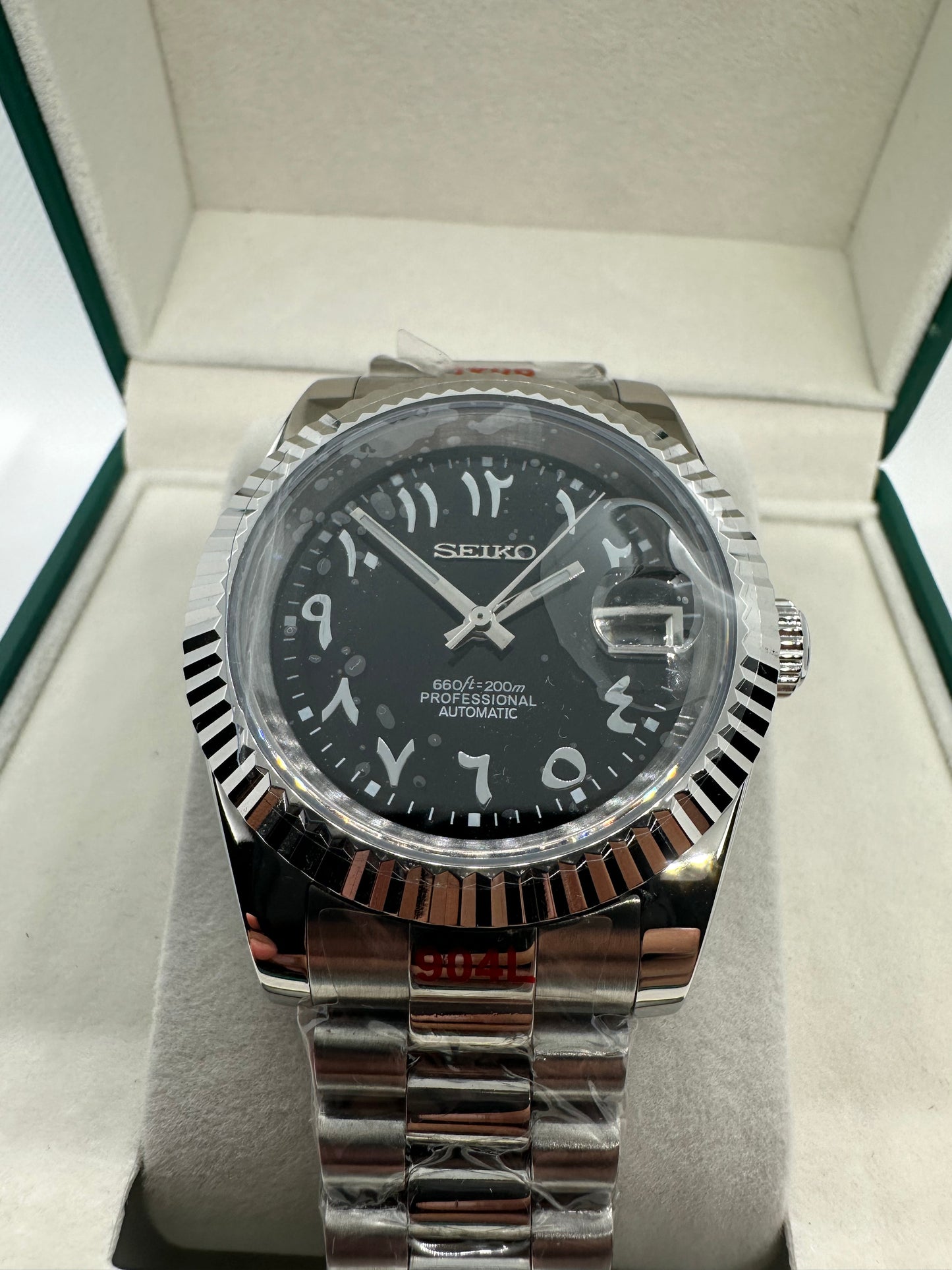 Black Arabic Dial