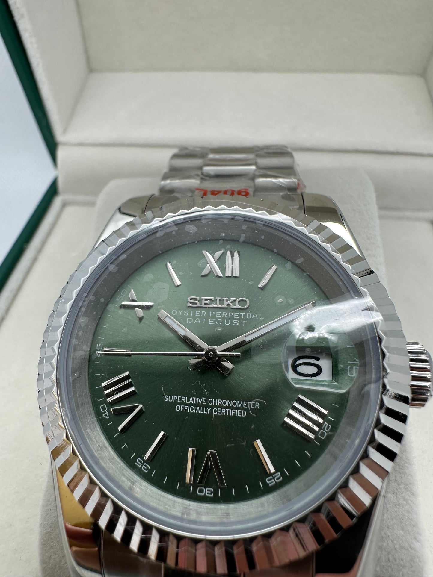 Green Roman Dial