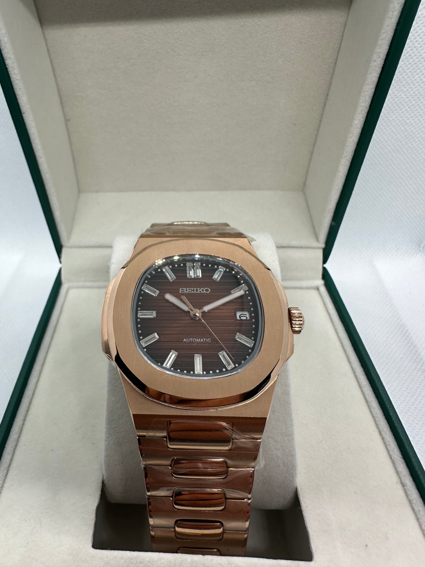 Rose Gold Nautilus
