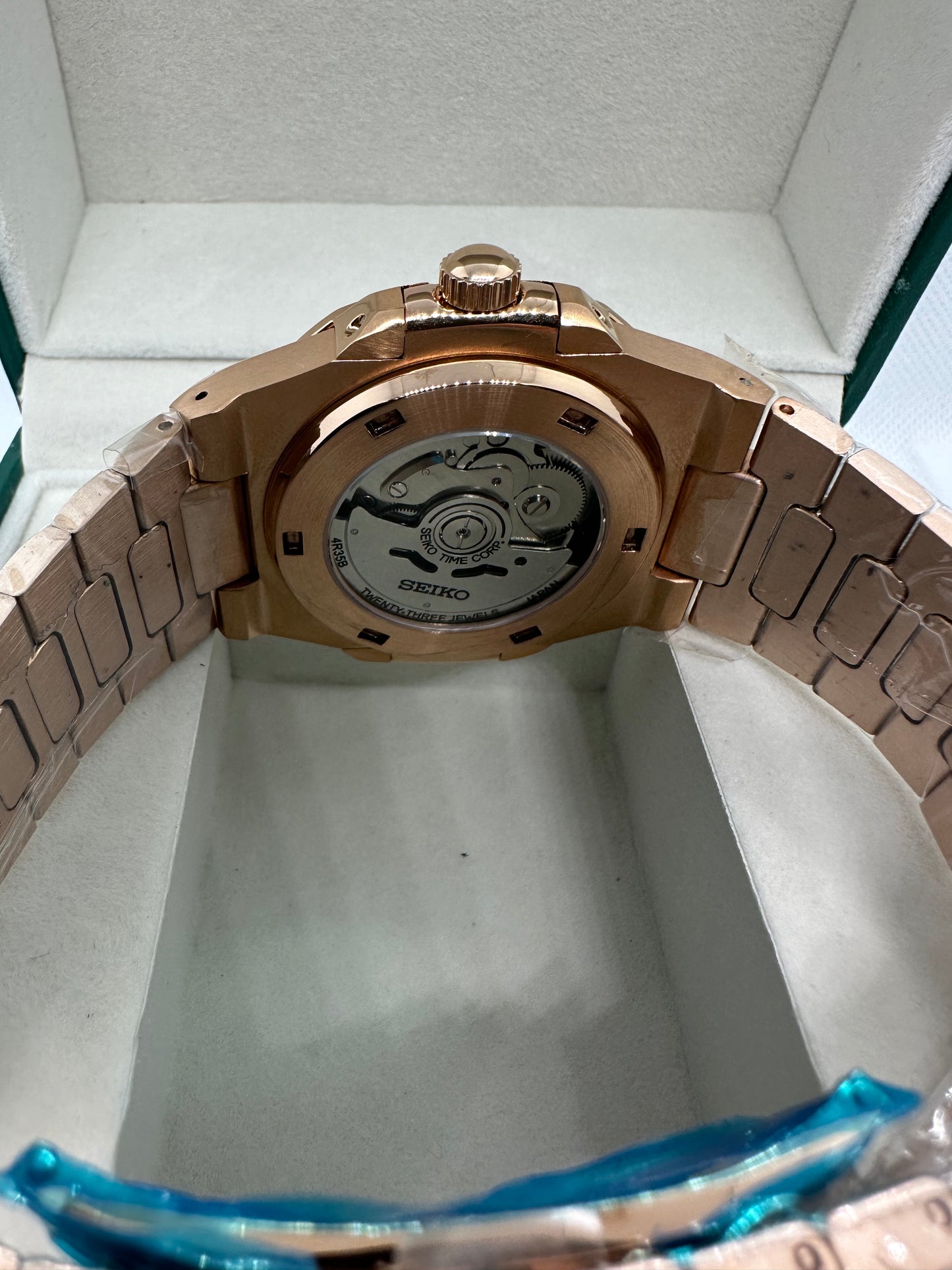 Rose Gold Nautilus