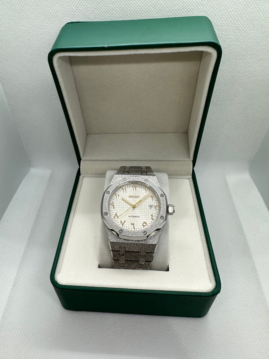 White/Gold Arabic Dial Royal Oak