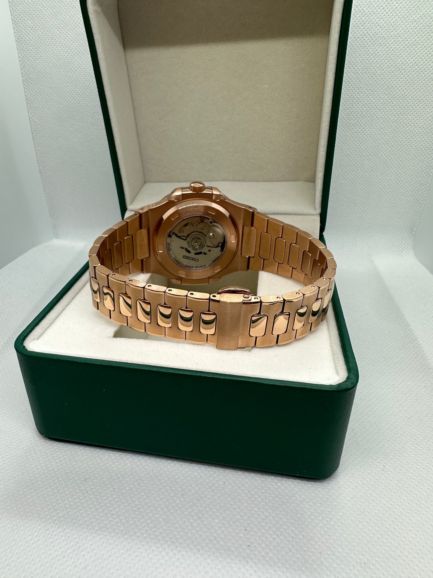 Rose Gold Nautilus ‘Open Heart’