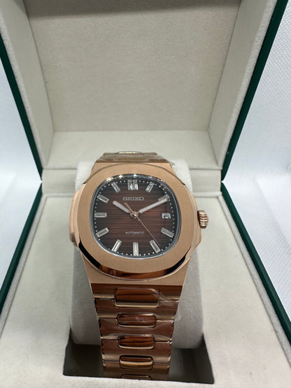 Rose Gold Nautilus
